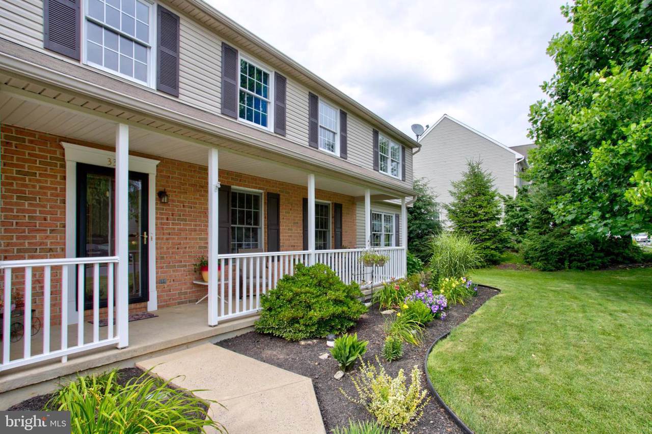 339 Squire Lane - Photo 1