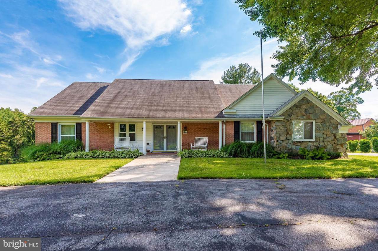34 Goshen Court - Photo 1