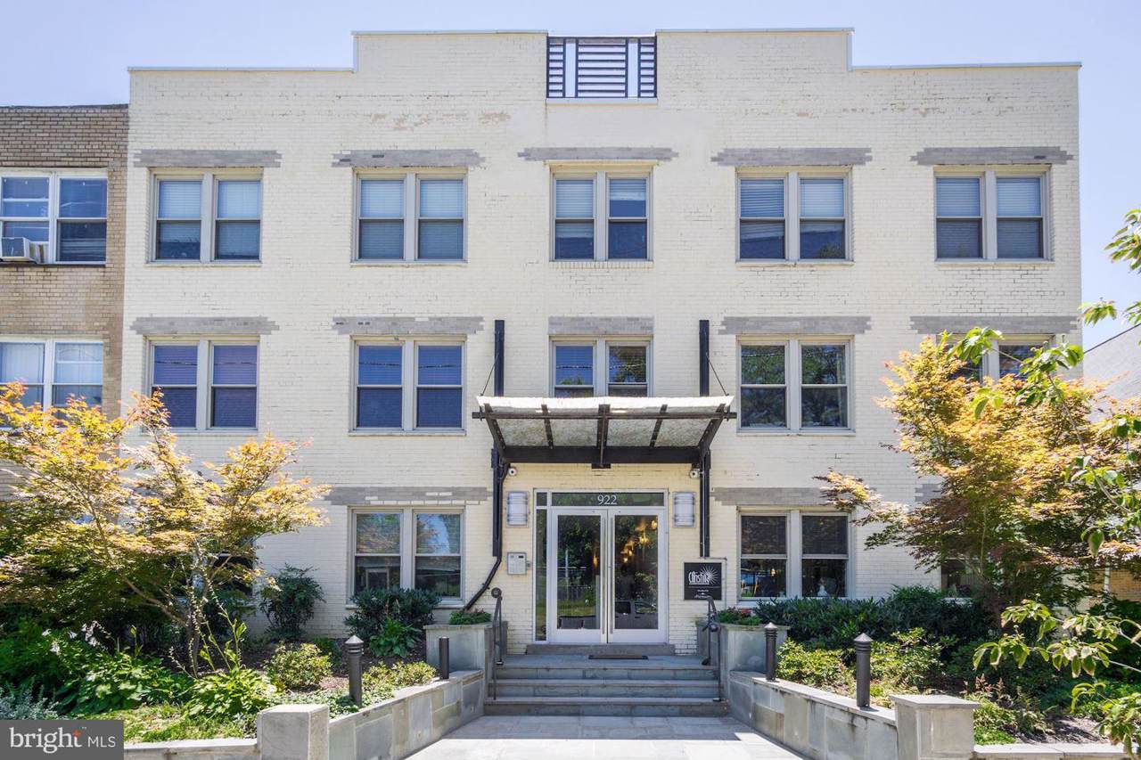 922 Madison Street - Photo 1