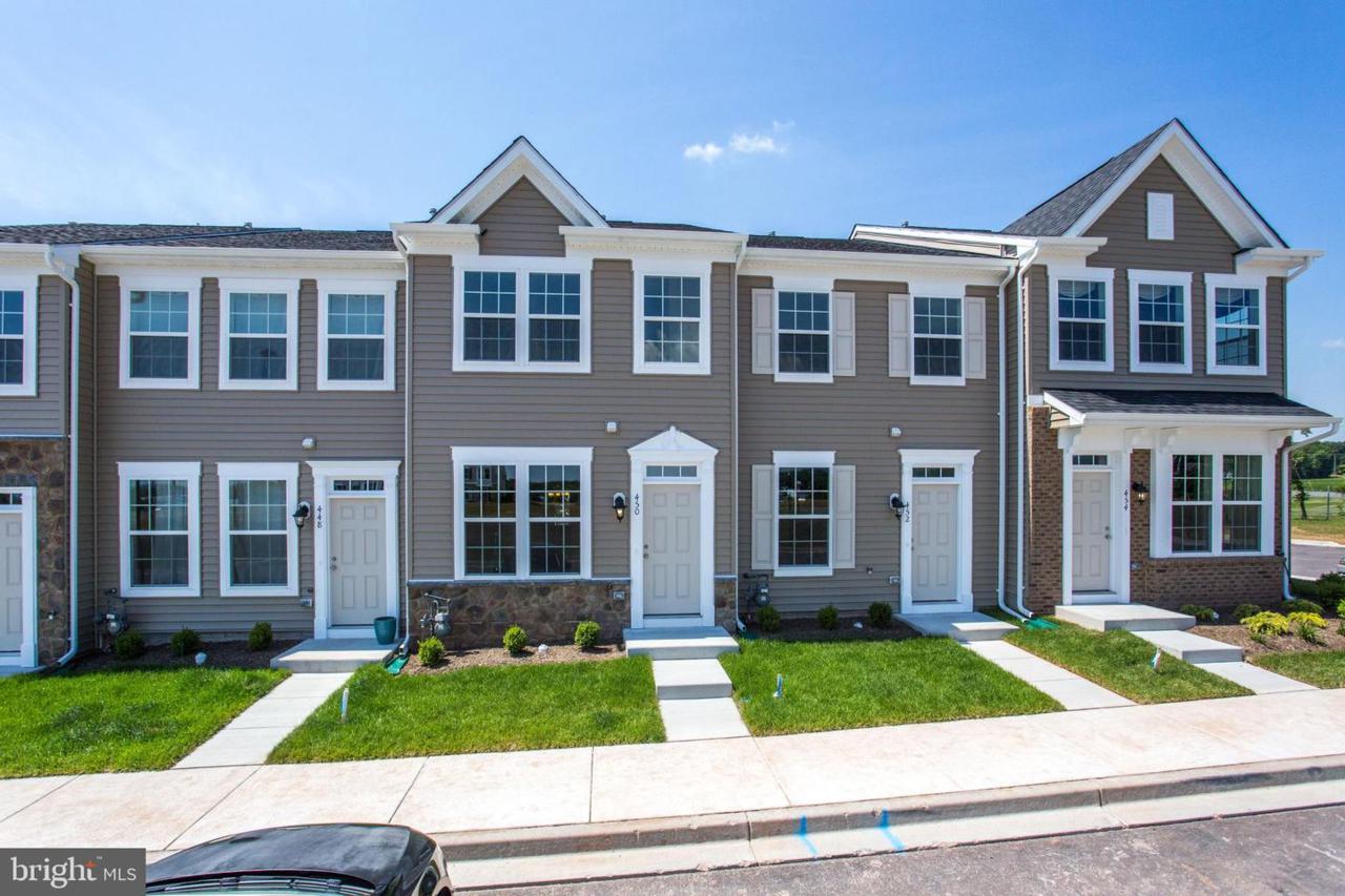 452 Pemberton Park Lane - Photo 1