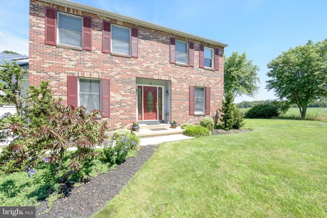 8 Seth Drive - Photo 1