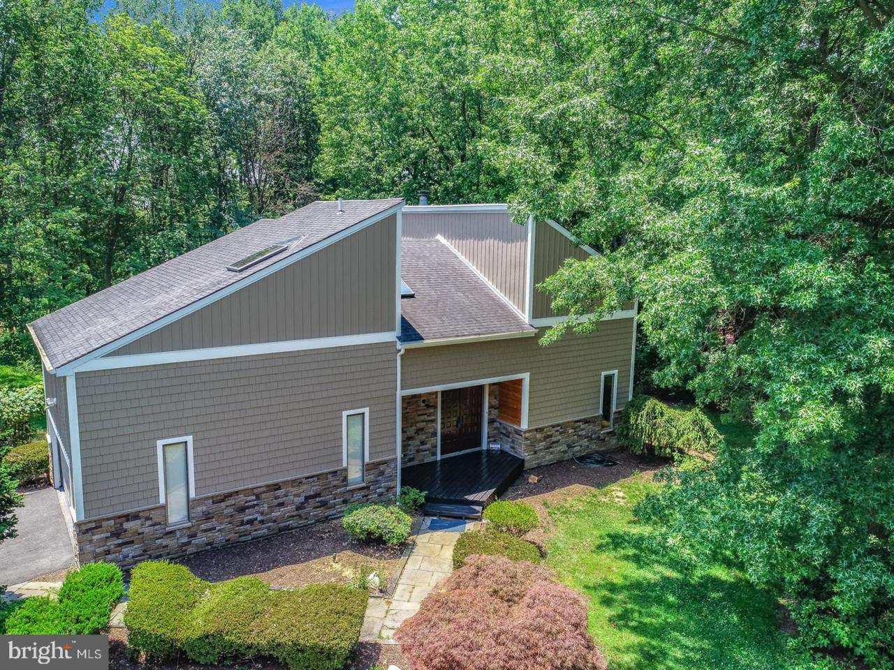 1009 Summit View Drive - Photo 1