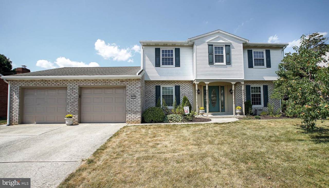 613 Somerset Drive - Photo 1