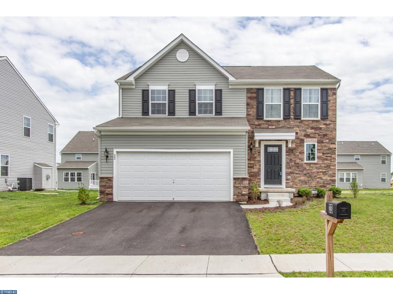 33 Foxtrail Road - Photo 1