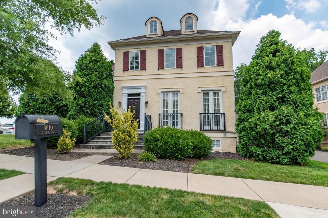 3610 Daylily Way - Photo 1
