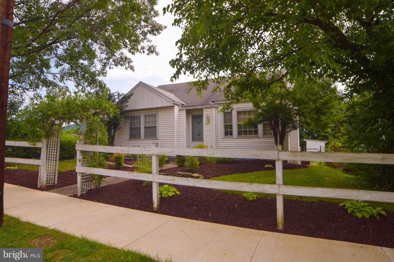 217 Tilghman Street - Photo 1