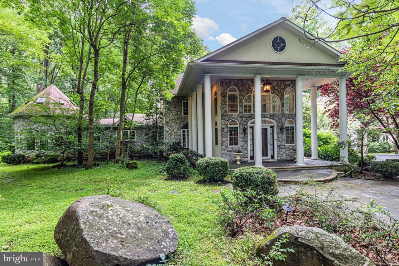 994 Stuart Road - Photo 1