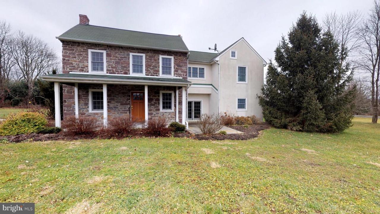 2849 Burton Road - Photo 1