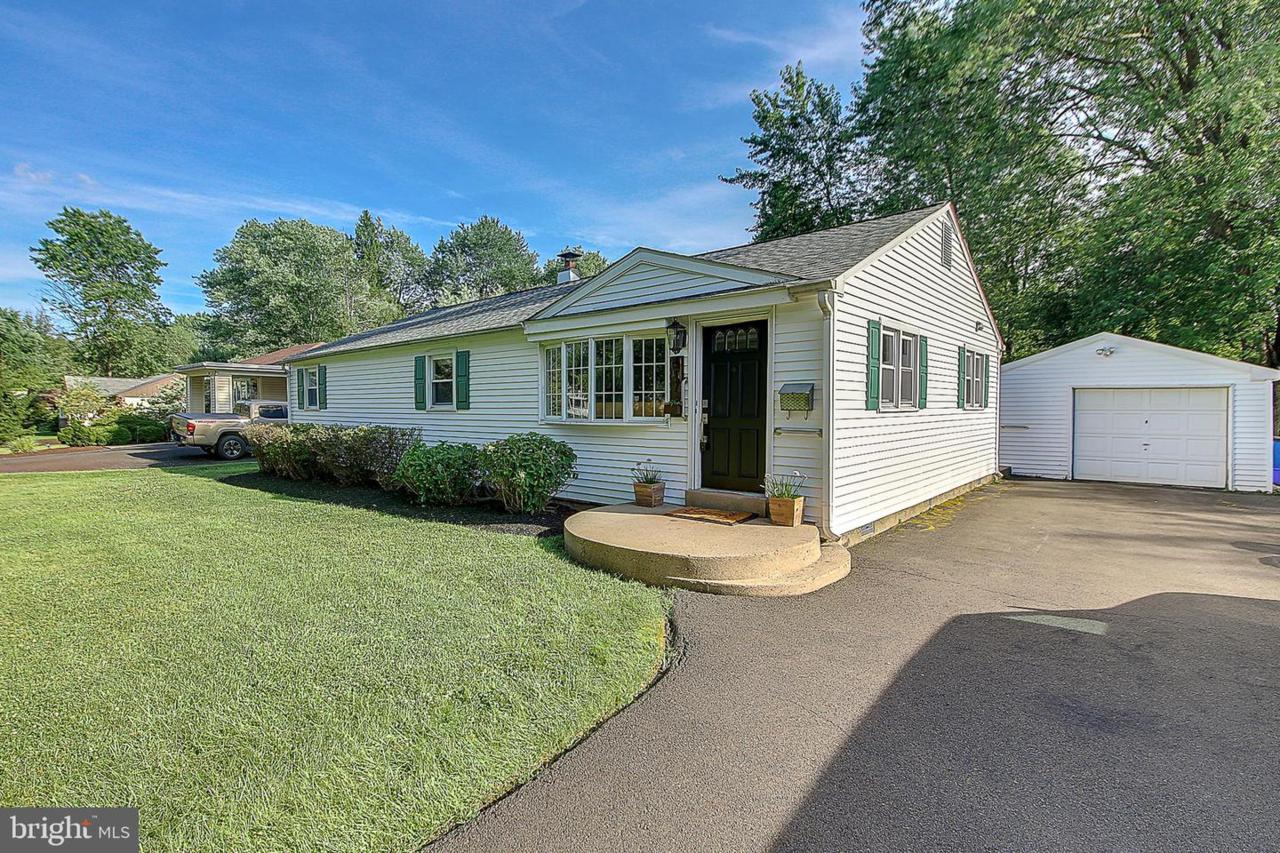 517 Sherwood Lane - Photo 1