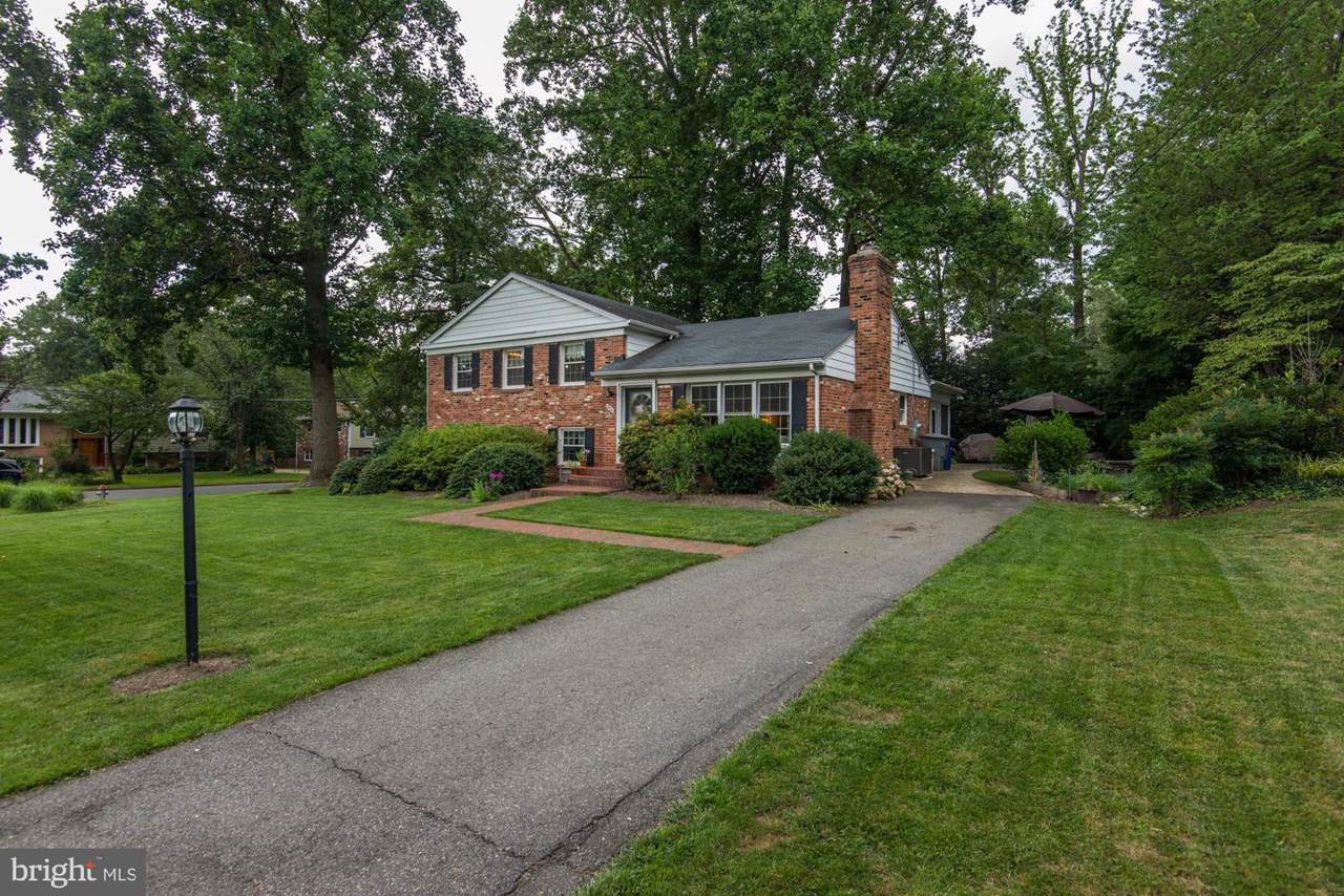 2420 Lancaster Court - Photo 1