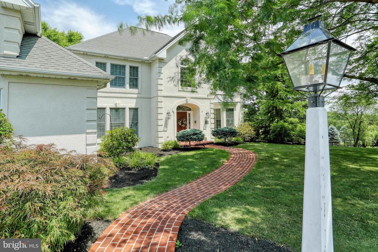 3360 Saint Johns Court - Photo 1