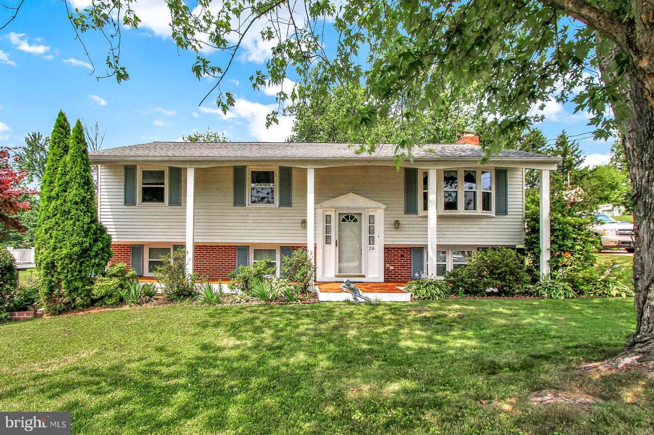 26 Lexington Drive - Photo 1