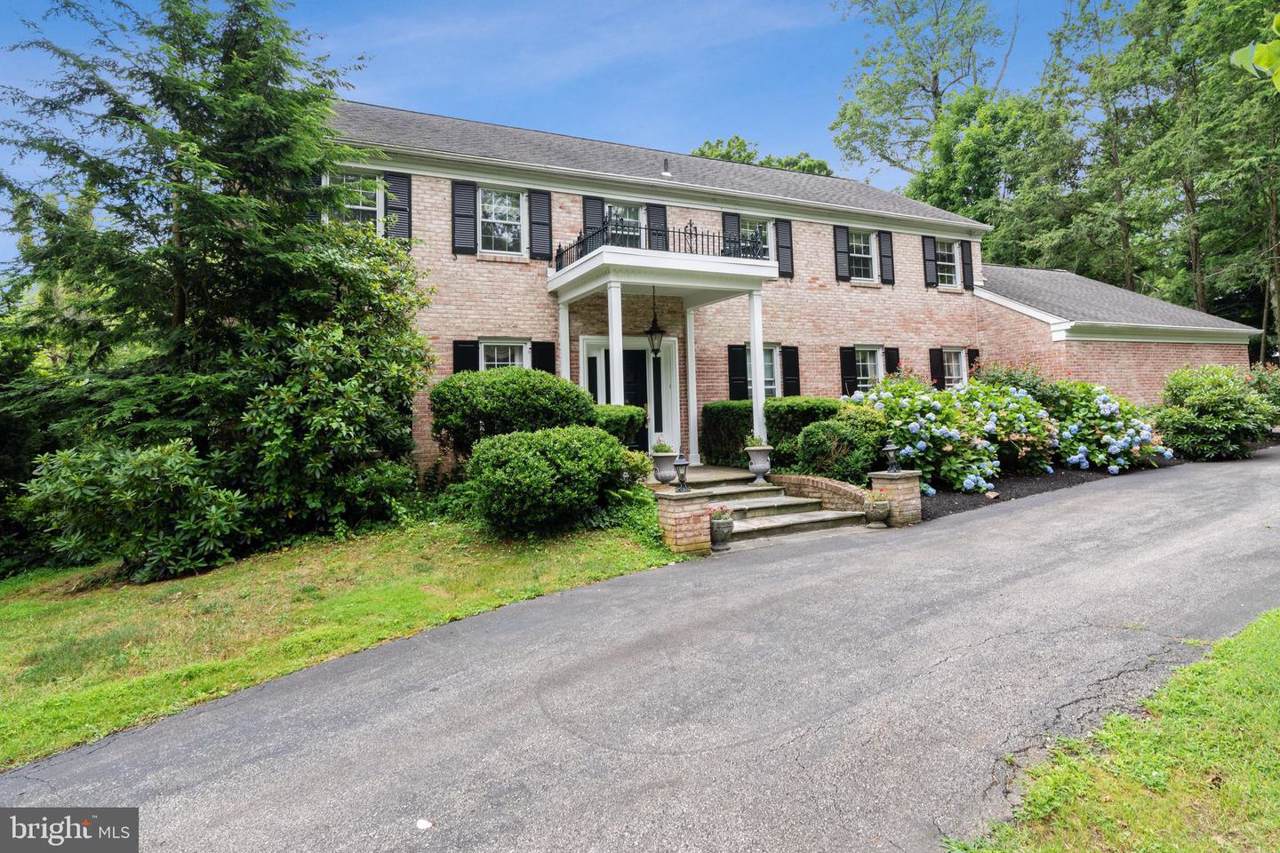 505 Fox Run Lane - Photo 1