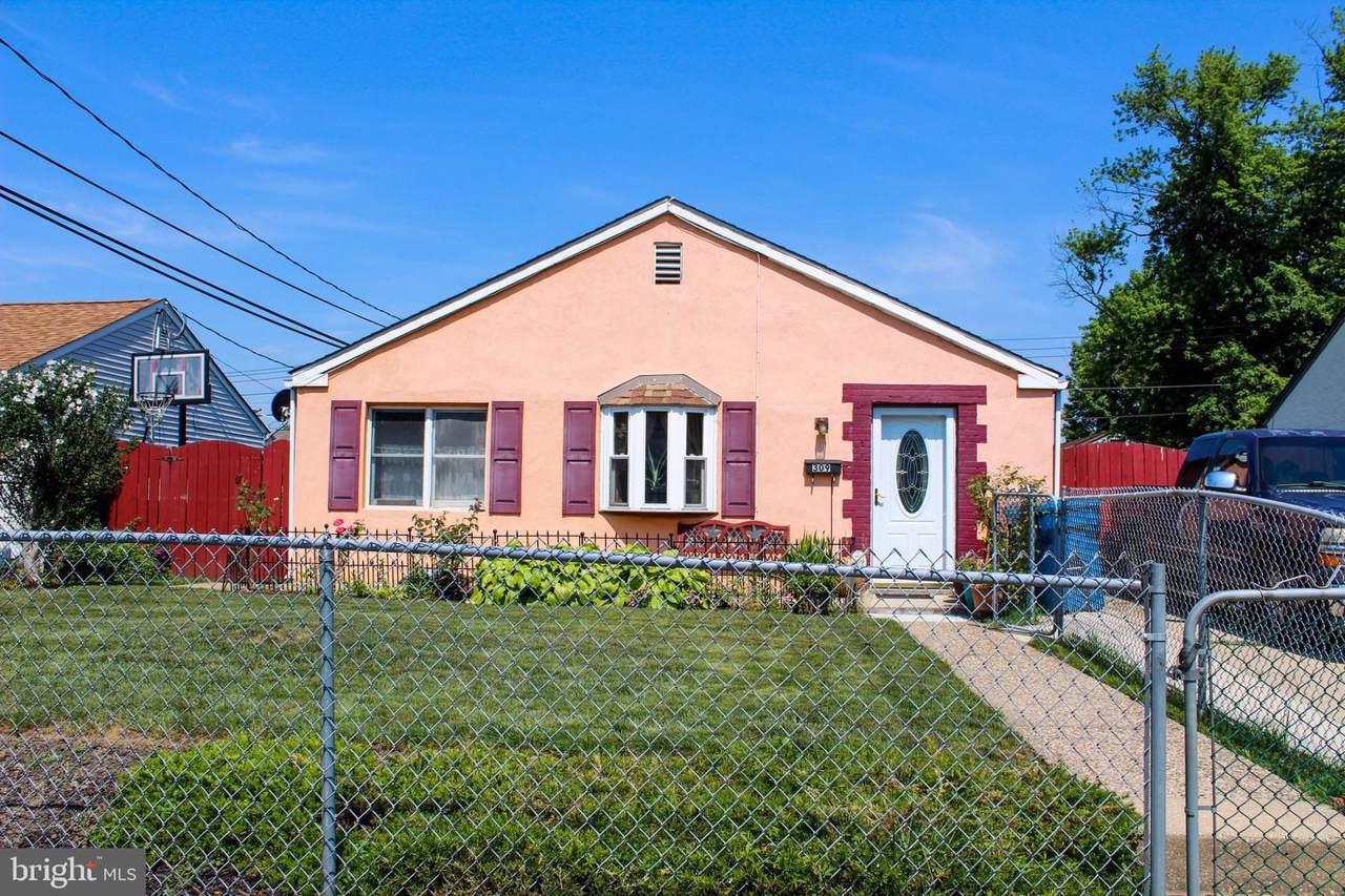 309 Elwood Place - Photo 1