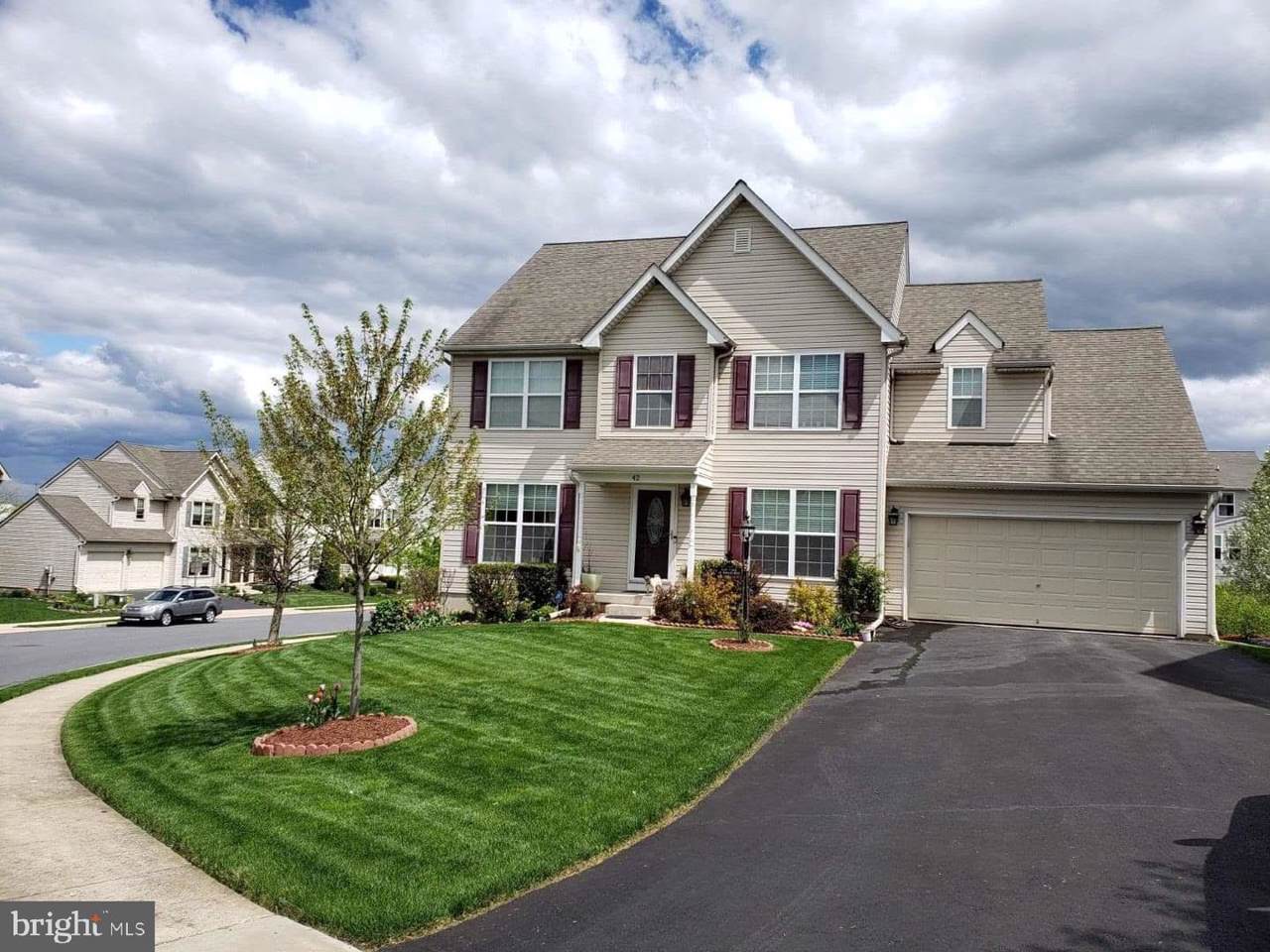 42 Dawkins Drive - Photo 1