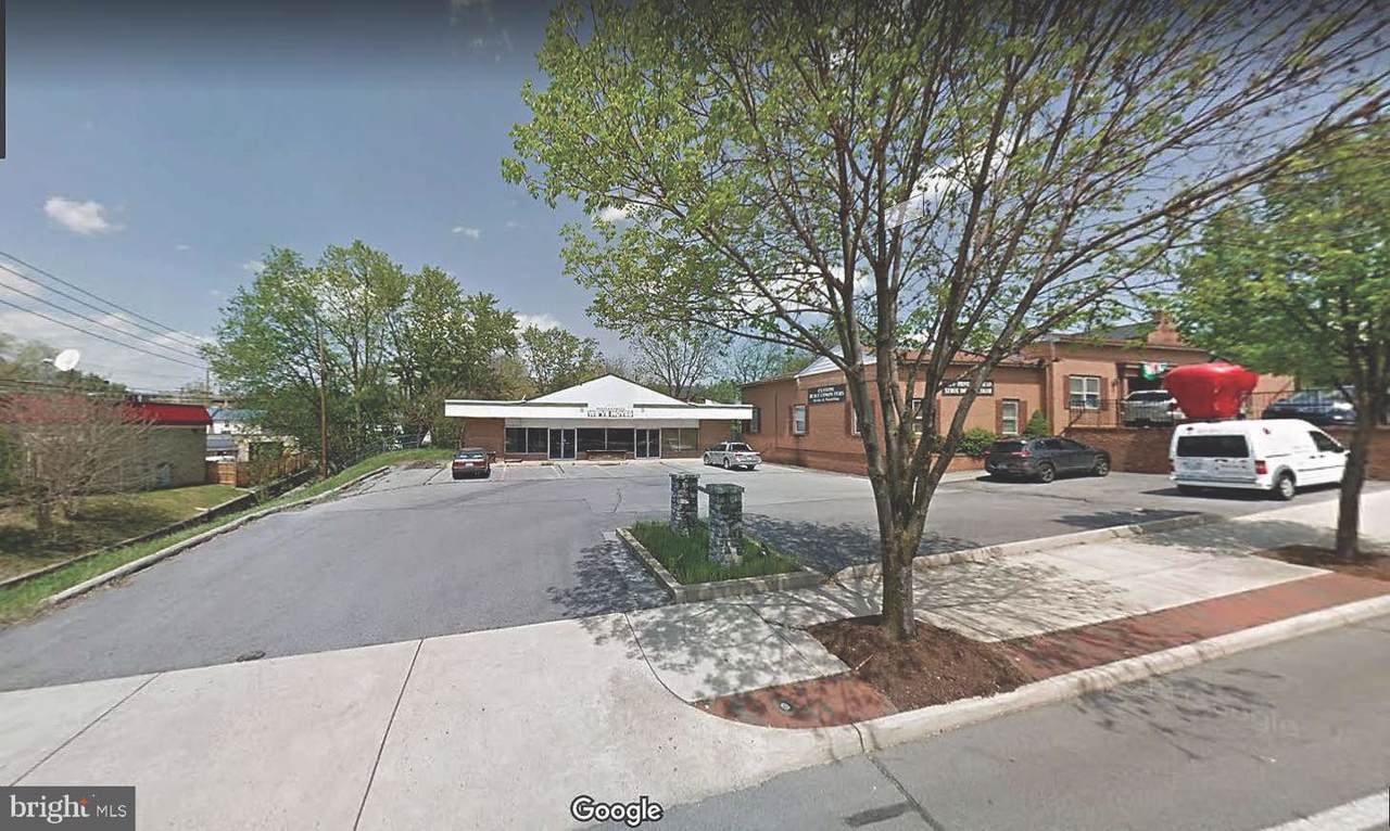 212 Cork Street - Photo 1