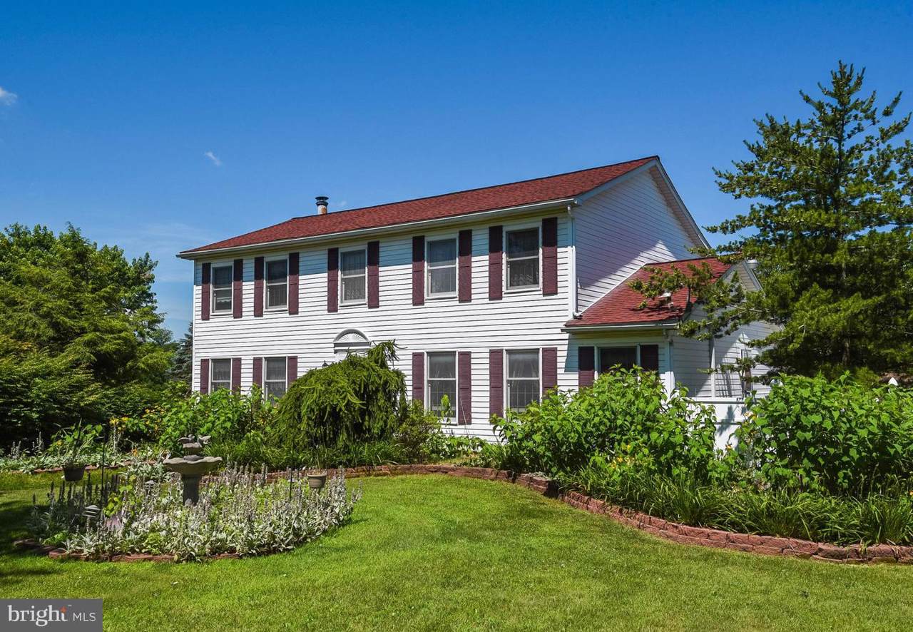 798 Moccasin Drive - Photo 1