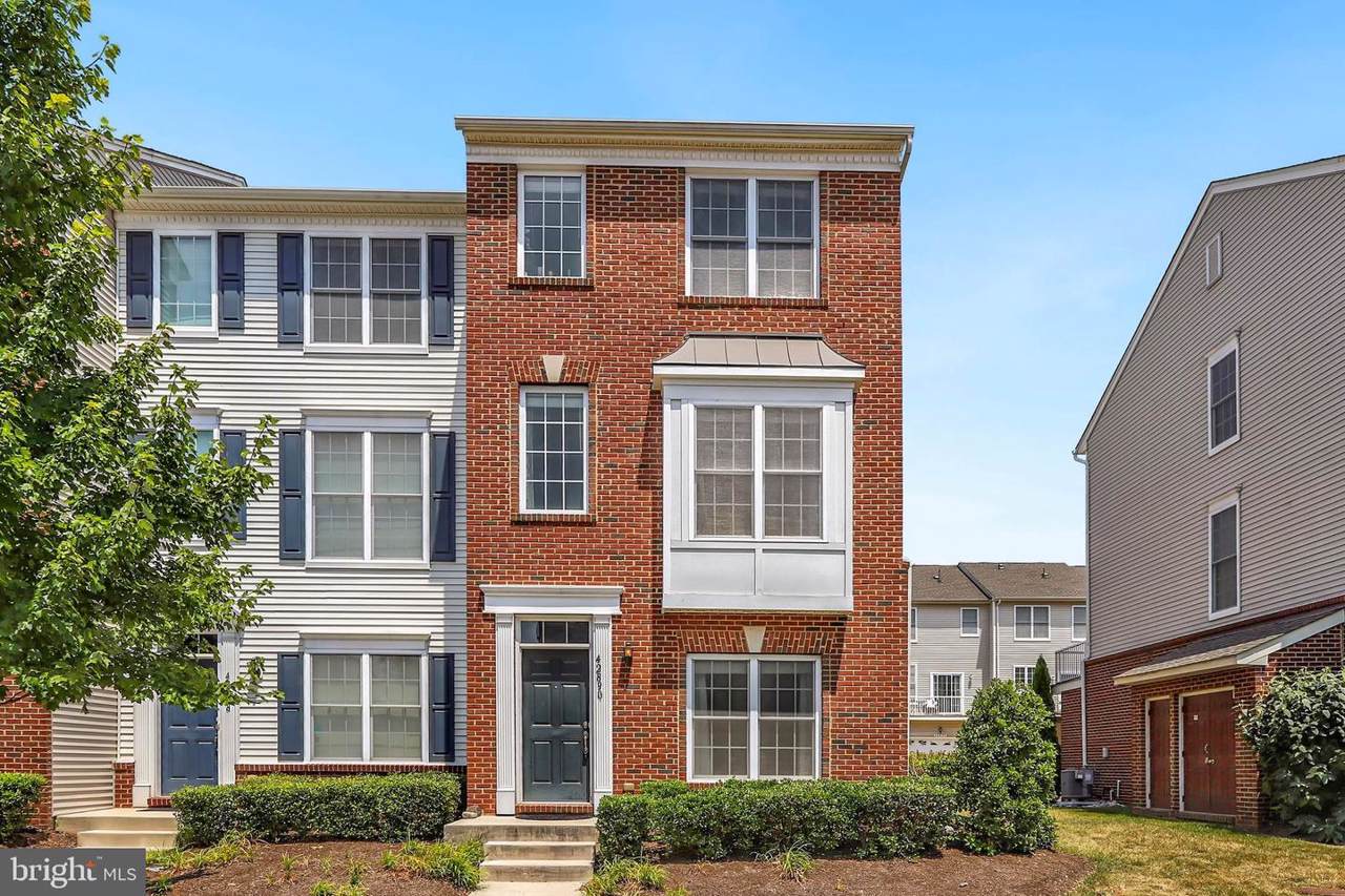 42890 Pamplin Terrace - Photo 1