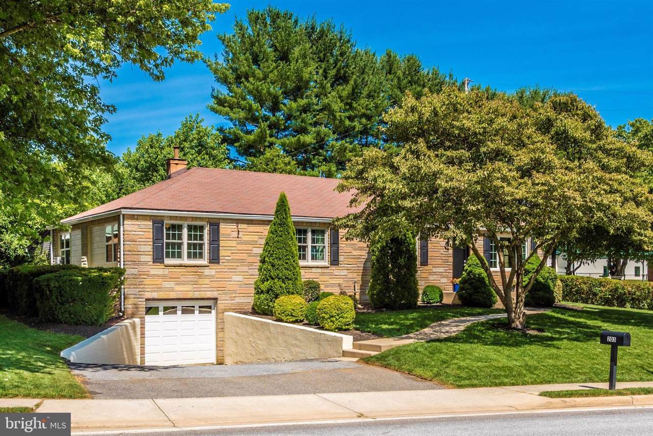 203 Franklin Street - Photo 1