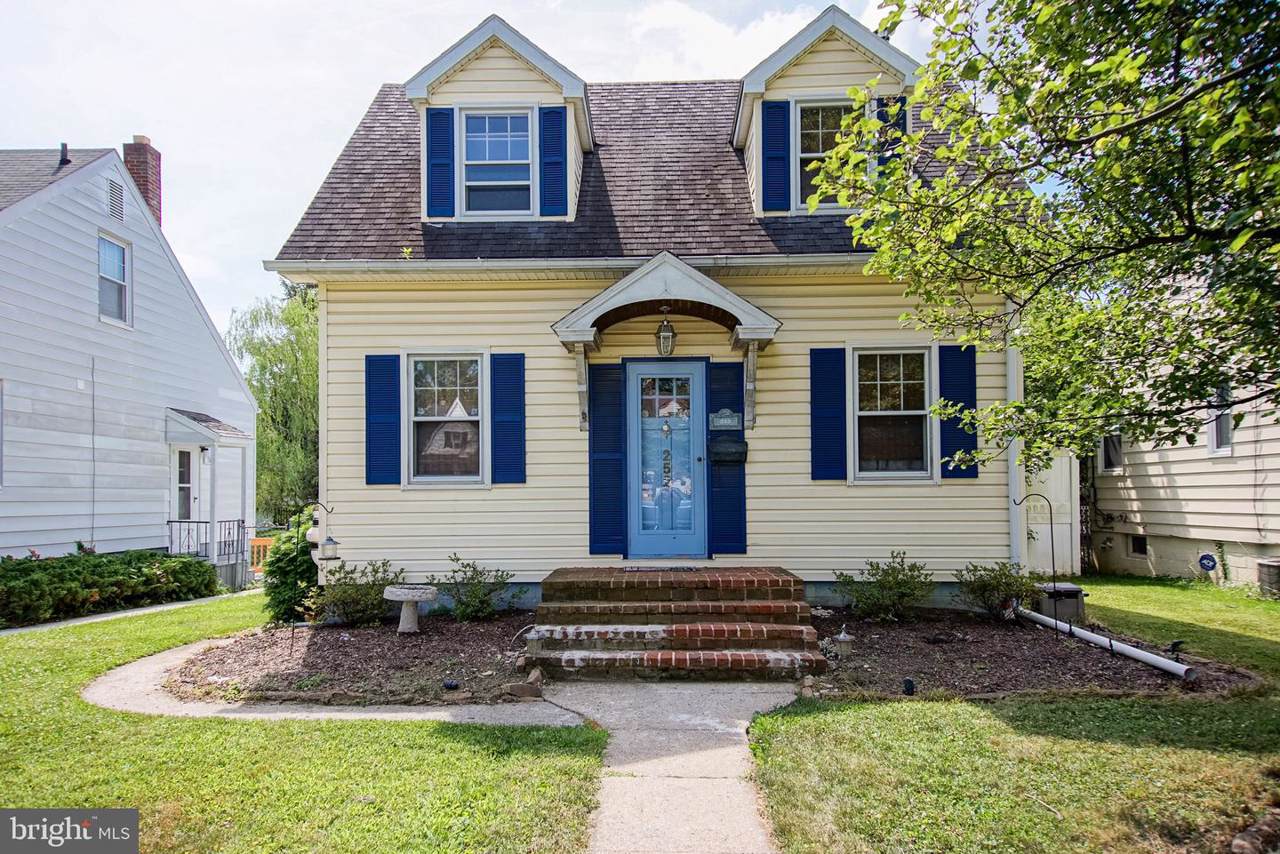 252 Belview Avenue - Photo 1