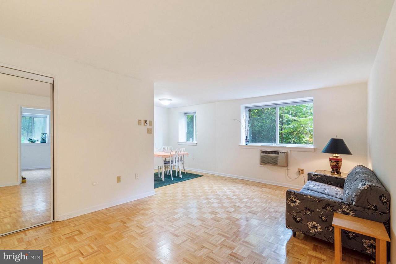 5720 Wissahickon Avenue - Photo 1