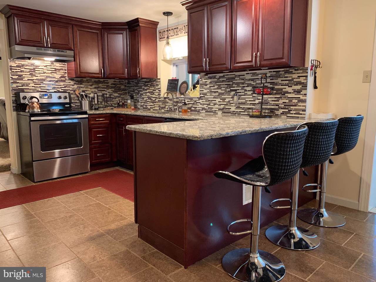 70 Manor Circle - Photo 1