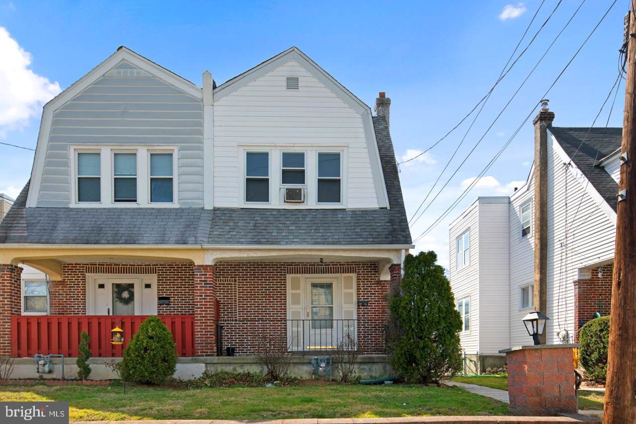1138 Harding Drive - Photo 1