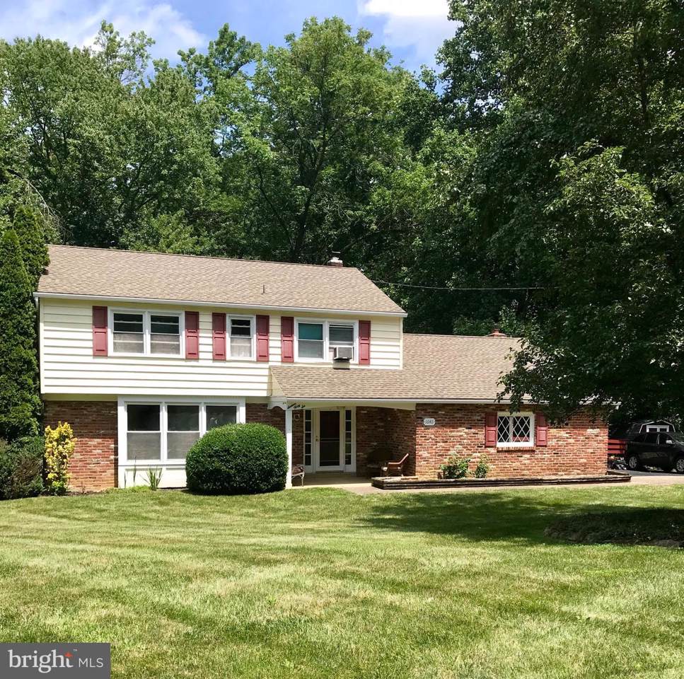 1646 Christine Lane - Photo 1