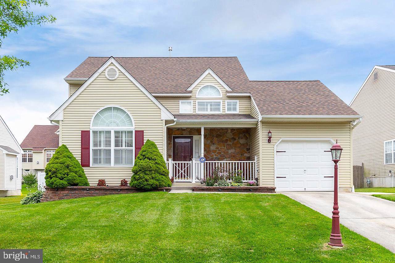 955 Ashburn Way - Photo 1