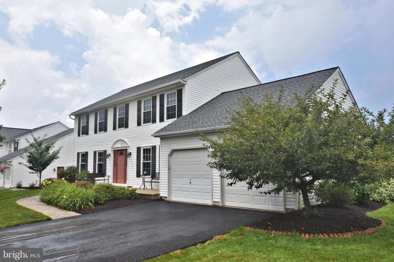 307 Morgan Way - Photo 1