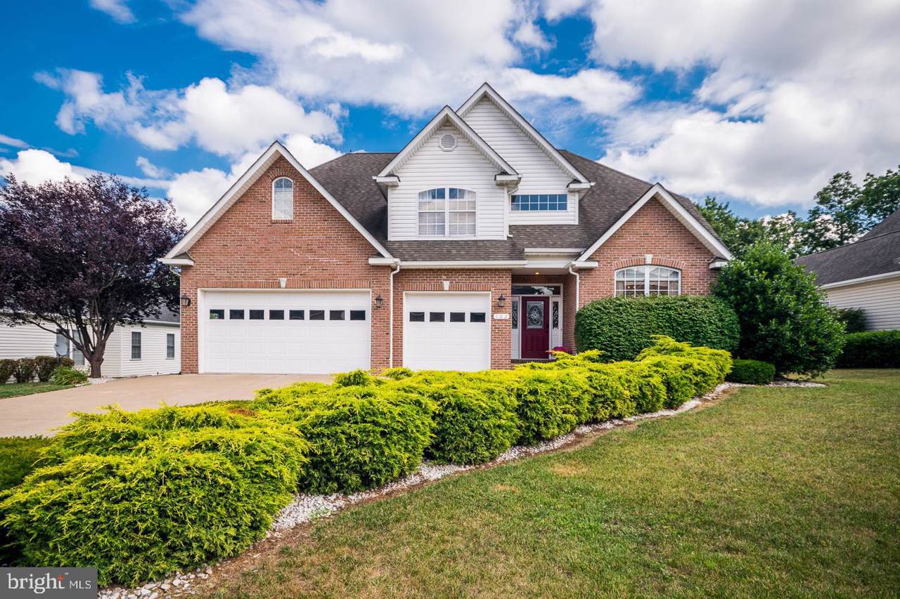 122 Cahille Drive - Photo 1