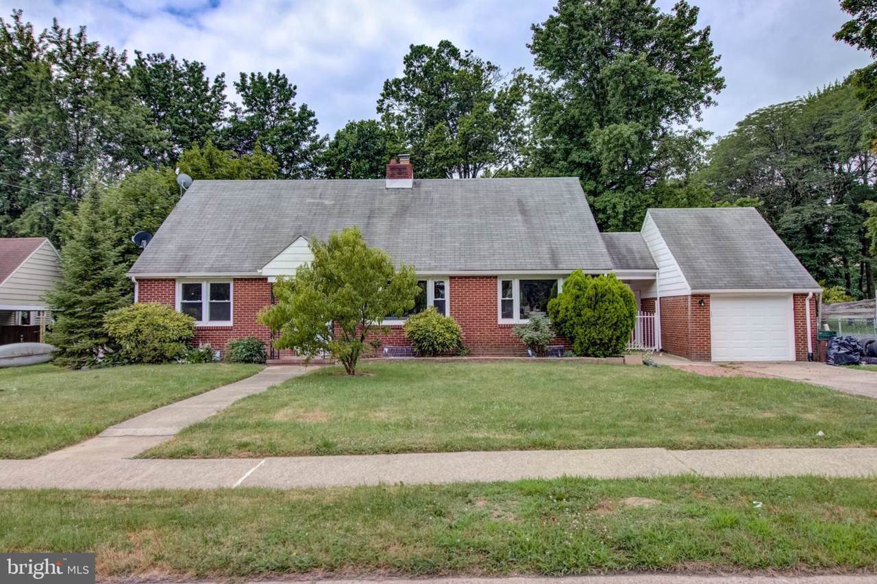 757 Parkway Avenue - Photo 1