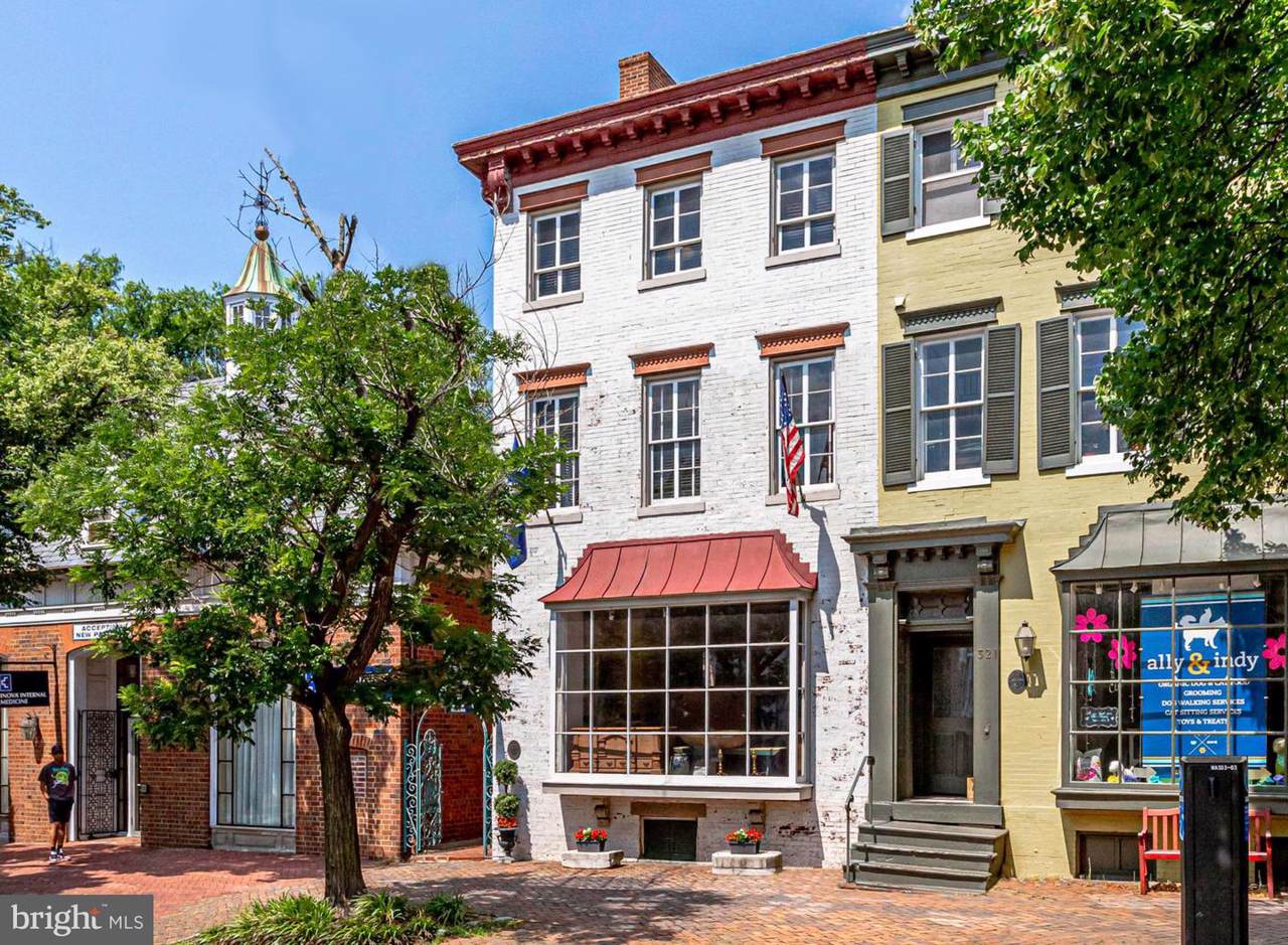 323 Washington Street - Photo 1