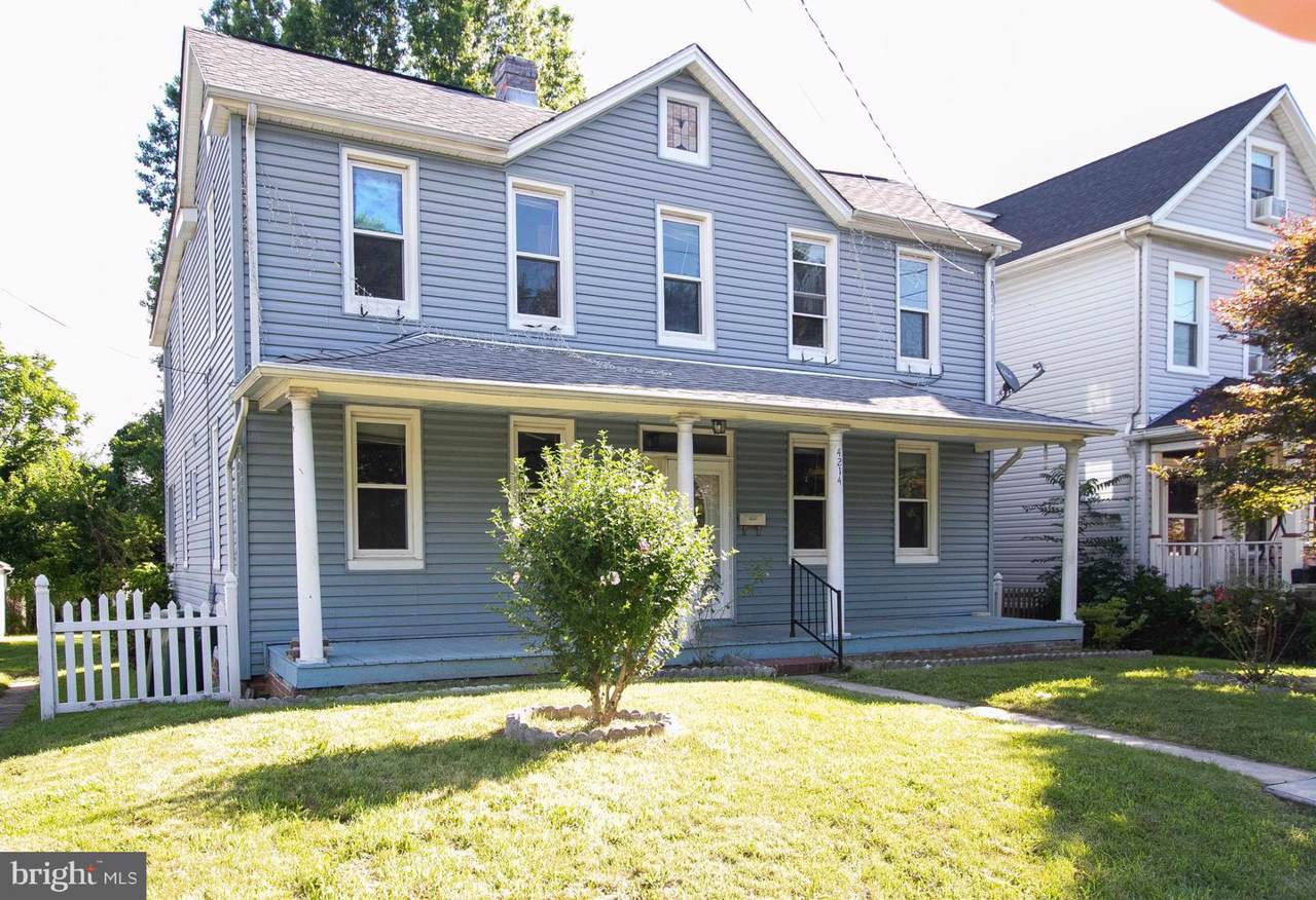 4214 White Avenue - Photo 1