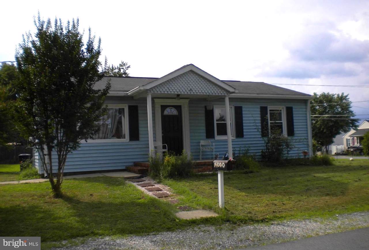 14000 Clark Avenue - Photo 1