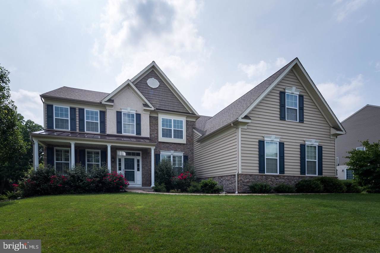 135 Randolph Drive - Photo 1