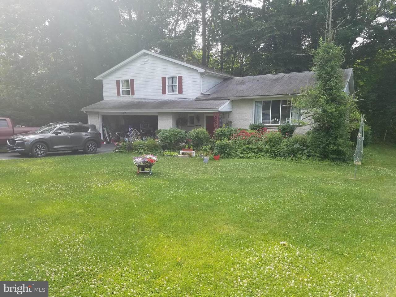 1501 Woodcrest Circle - Photo 1