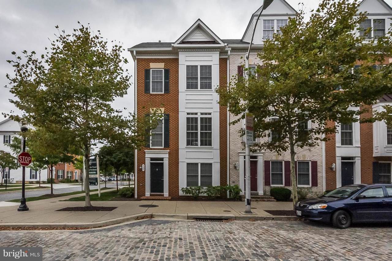 825 Mchenry Street - Photo 1