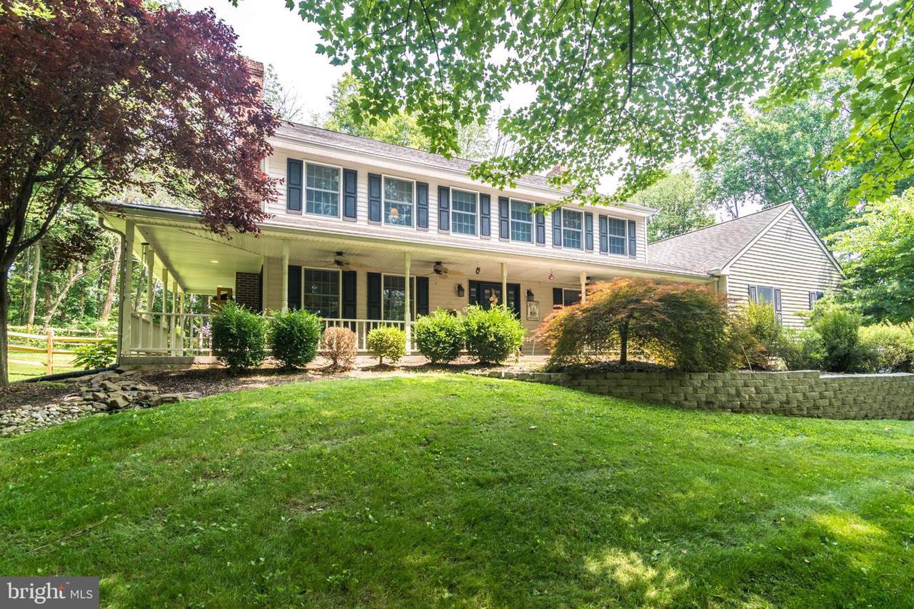 1329 Hilltown Pike - Photo 1