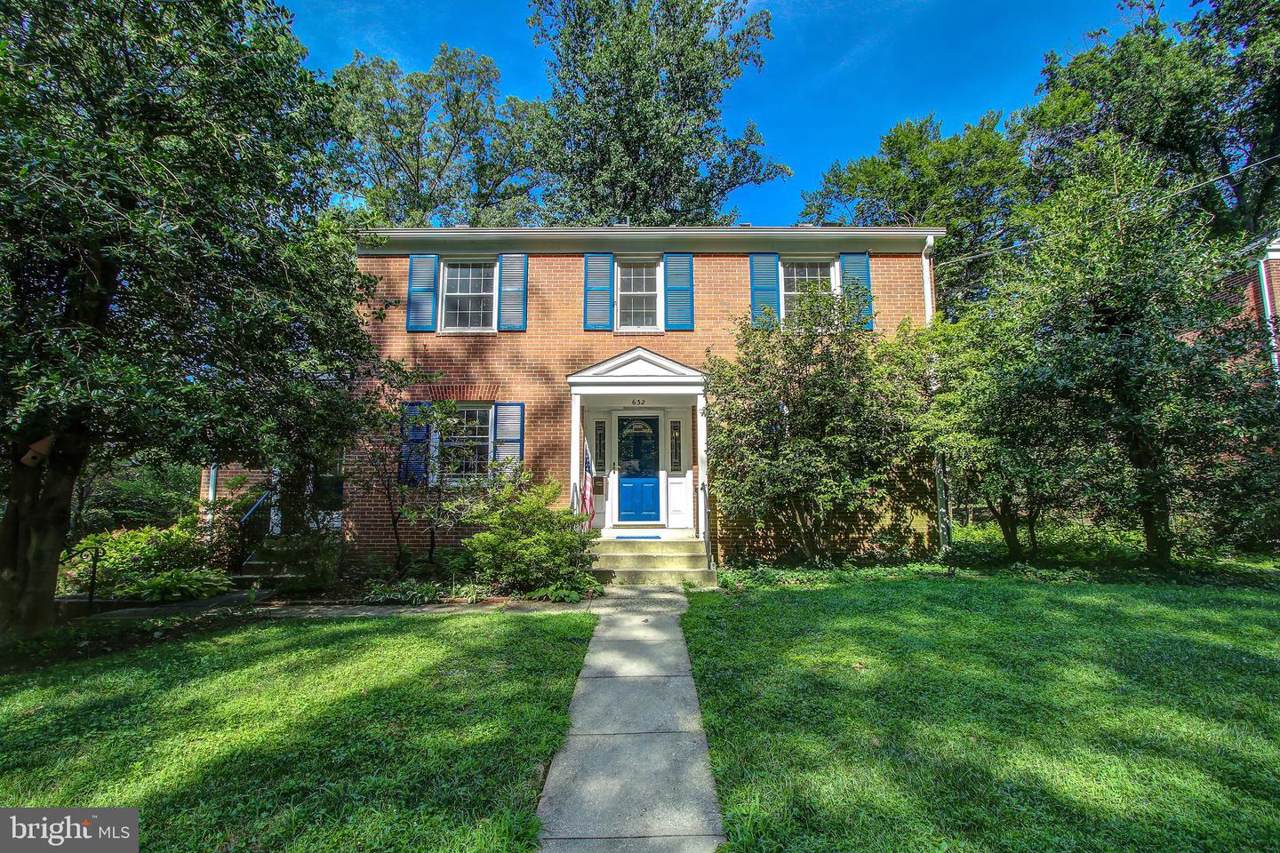 632 Blossom Drive - Photo 1