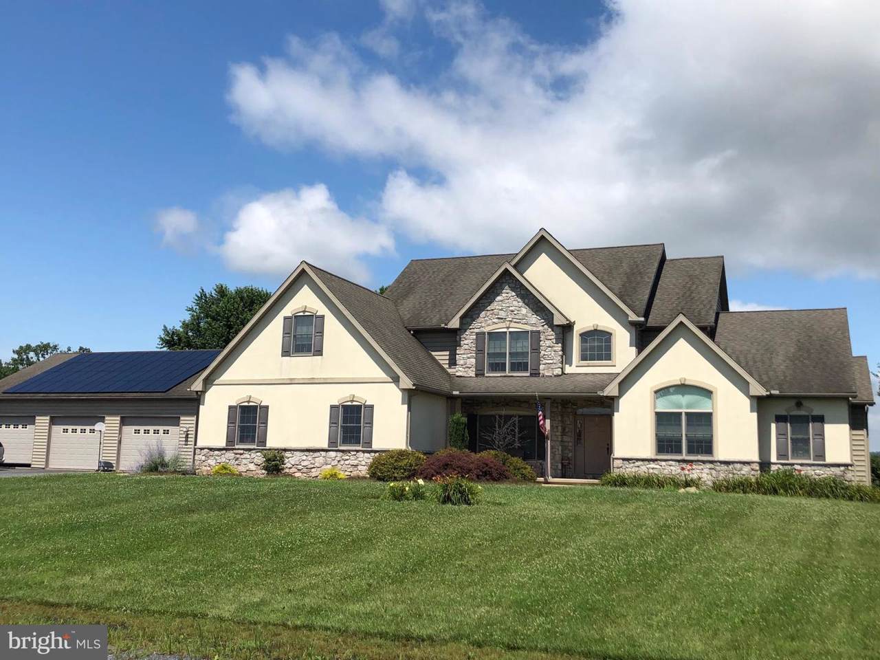 1055 White Oak Road - Photo 1