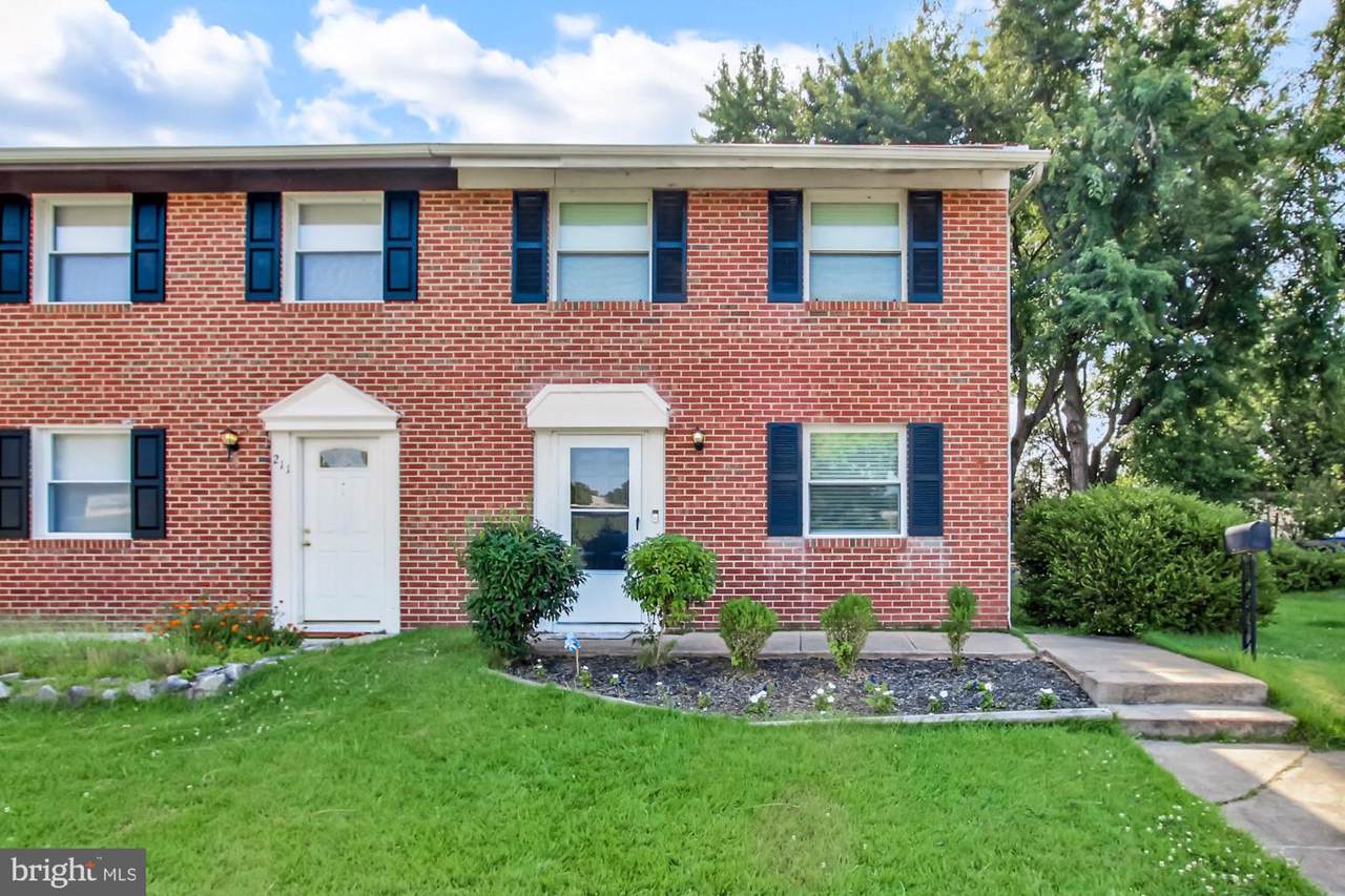 209 Haverhill Road - Photo 1