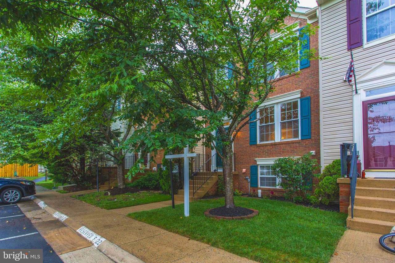 19924 Fieldgrass Square - Photo 1