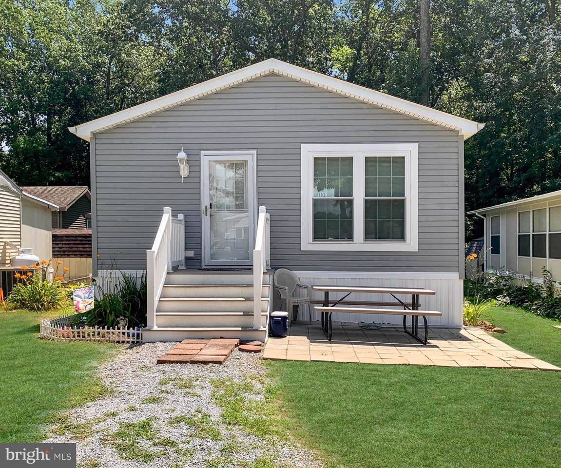 192 Timberline Circle - Photo 1