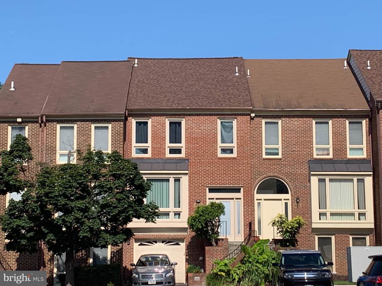 1407 Templeton Place - Photo 1