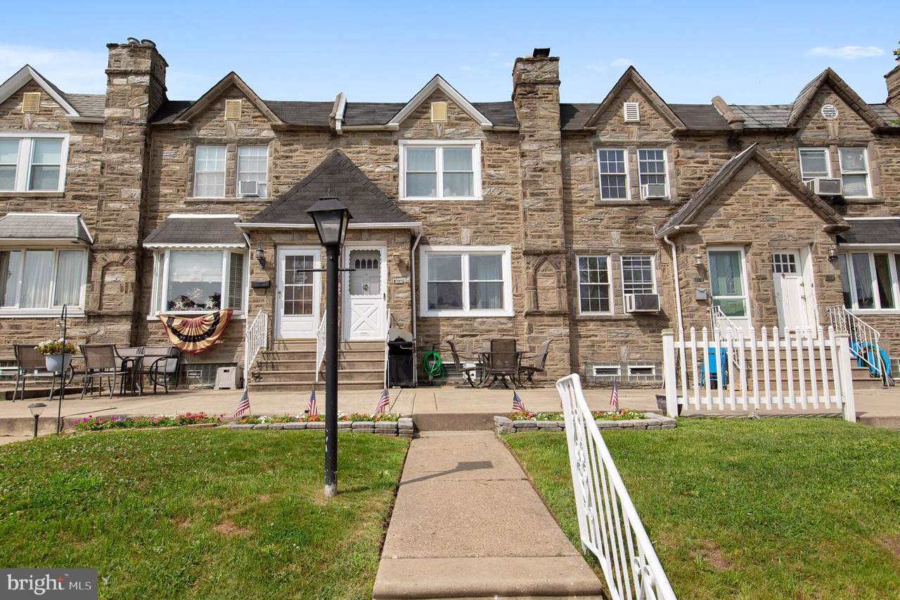 3334 Sheffield Street - Photo 1