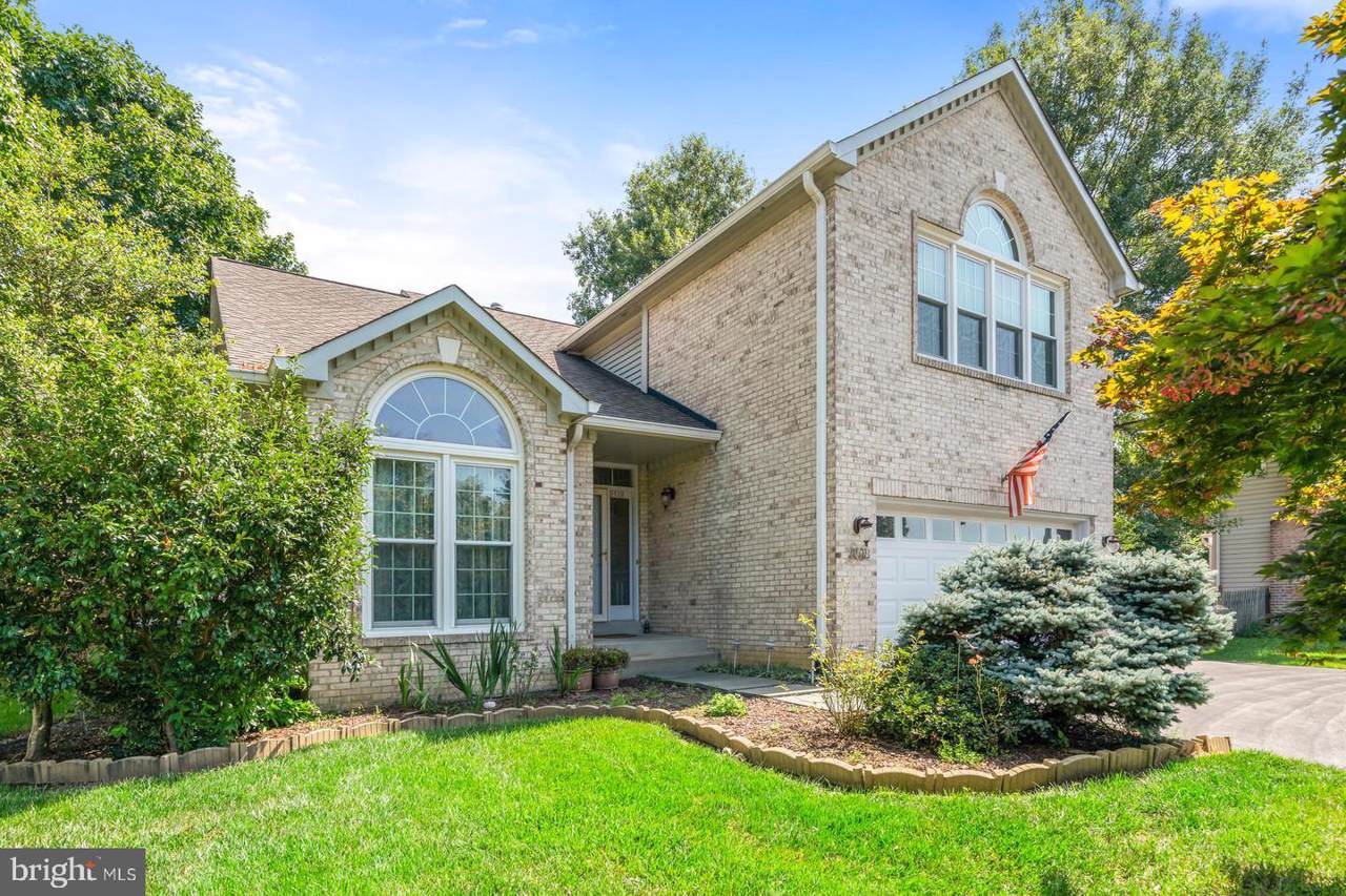 8518 Silverdale Road - Photo 1
