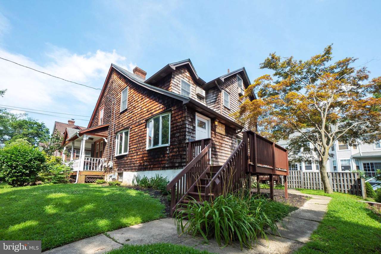 201 Dartmouth Avenue - Photo 1