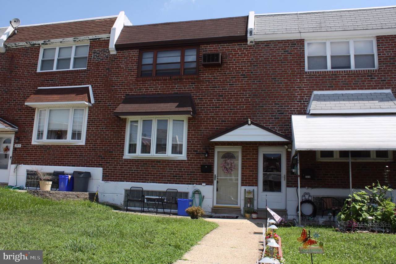 2817 Maxwell Street - Photo 1