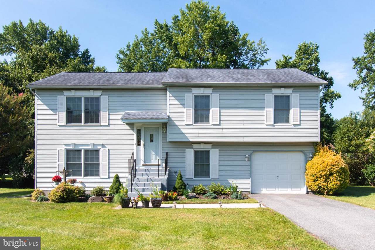 416 Llangollen Boulevard - Photo 1 416 Llangollen Boulevard - Photo 1